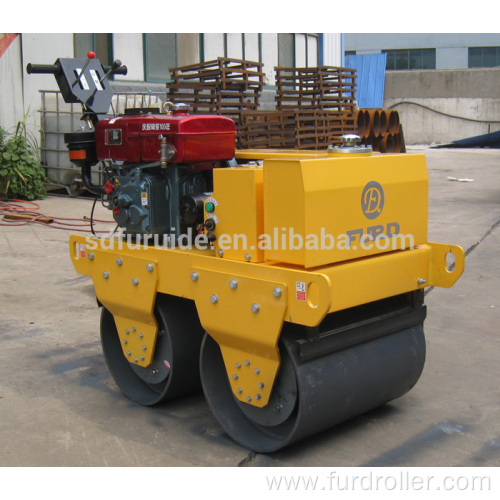 Water -cooled Diesel Engine 600 kg Utility Roller With 600 mm Tandem Vibratory Drums (FYL-S600CS)